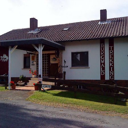 Gaestehaus Burgwald-Trekking Mittelsimtshausen Kültér fotó