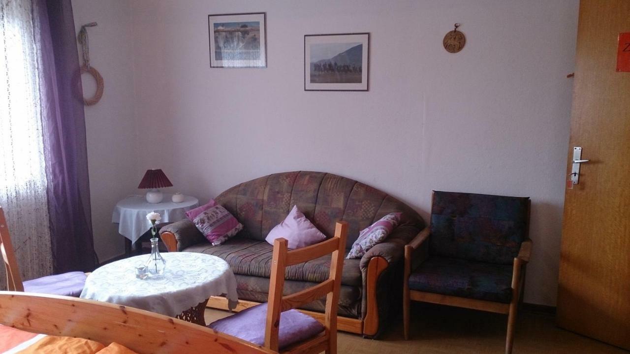 Gaestehaus Burgwald-Trekking Mittelsimtshausen Kültér fotó