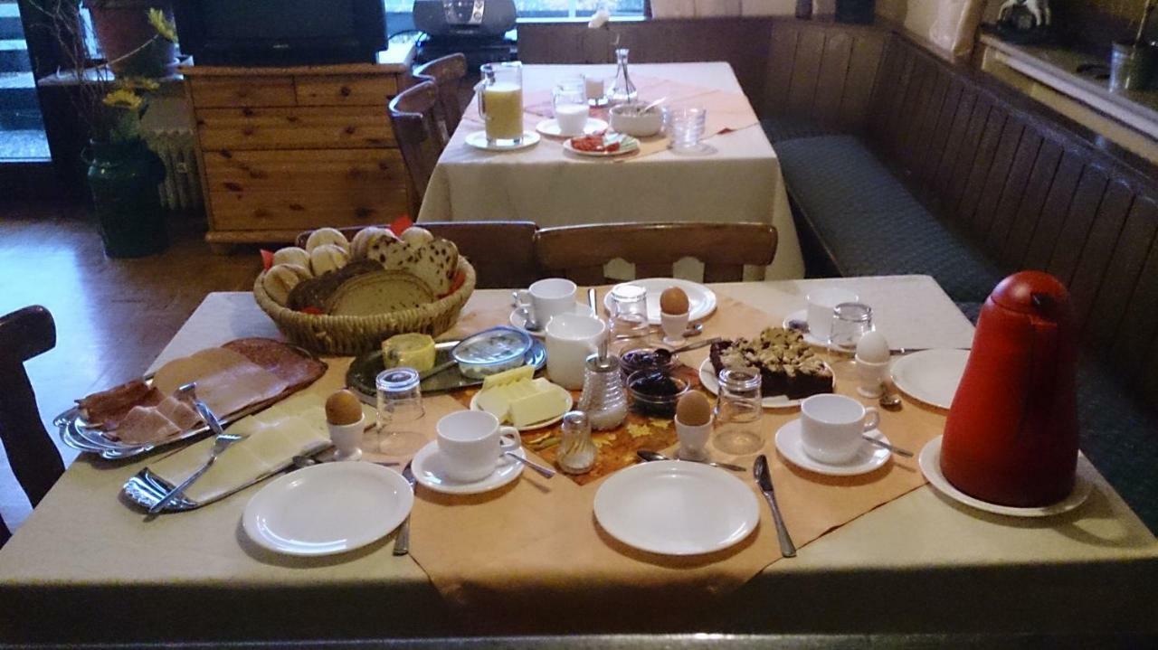Gaestehaus Burgwald-Trekking Mittelsimtshausen Kültér fotó