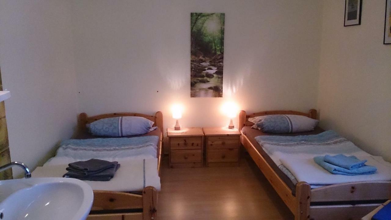 Gaestehaus Burgwald-Trekking Mittelsimtshausen Kültér fotó