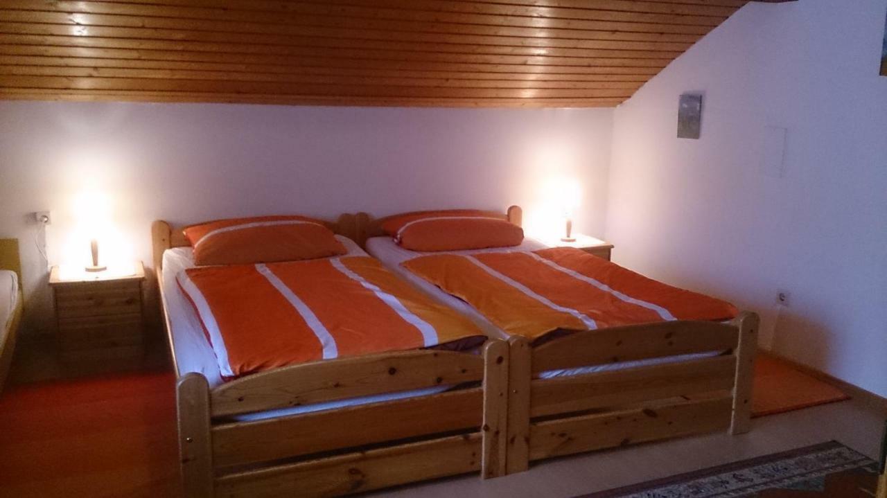 Gaestehaus Burgwald-Trekking Mittelsimtshausen Kültér fotó